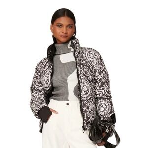 Sacha Dualist Reversible Puffer Jacket | Size Small | reversible